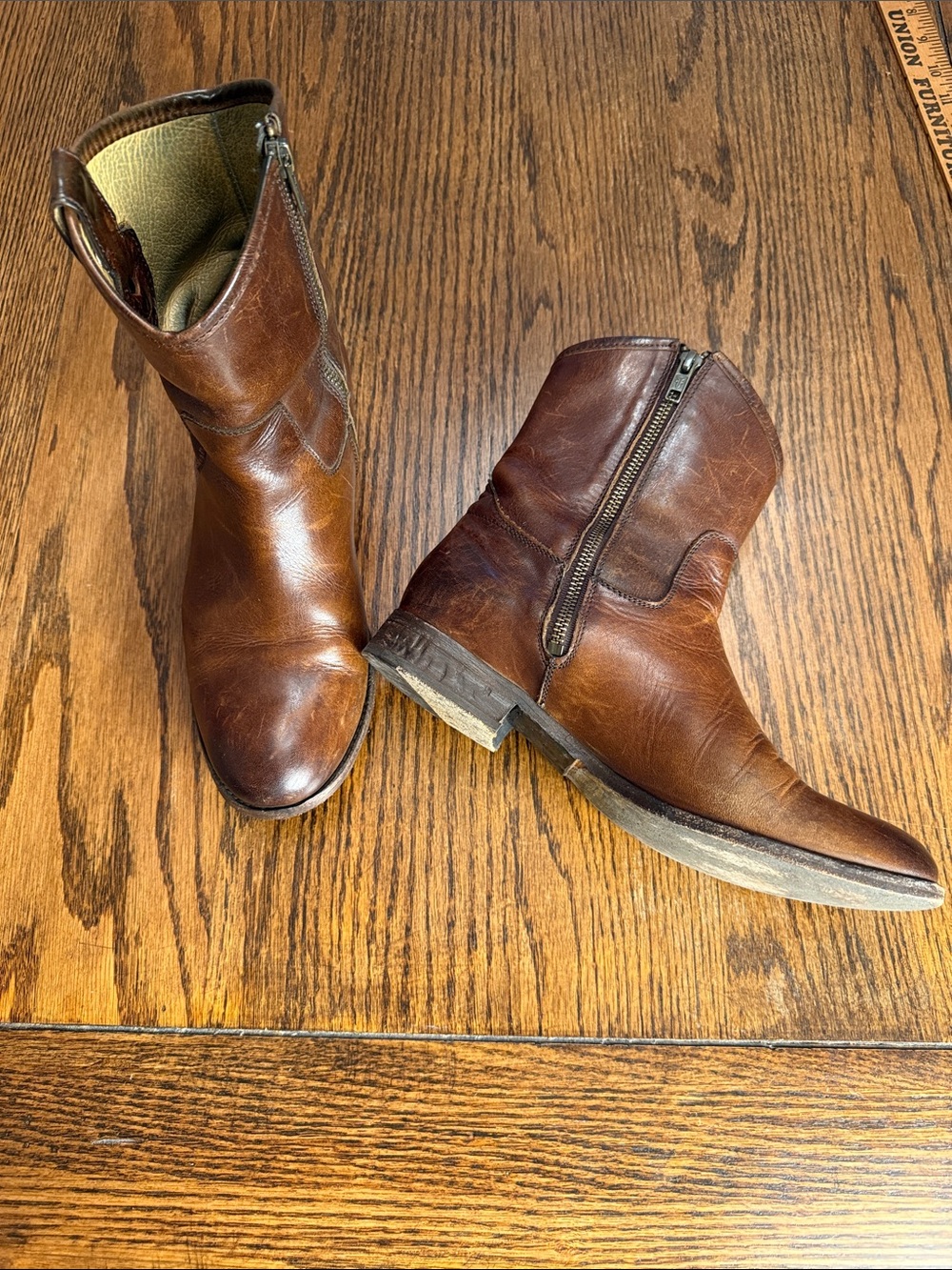 Women’s Frye Melissa Button Short Brown Leather Zip Ankle Boots 8.5 Boho